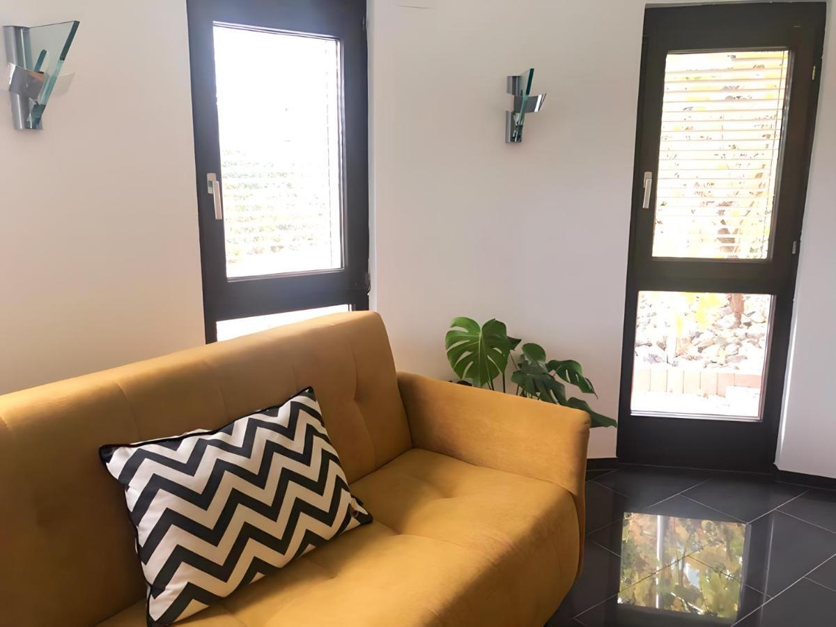 G&p Housing - Premium